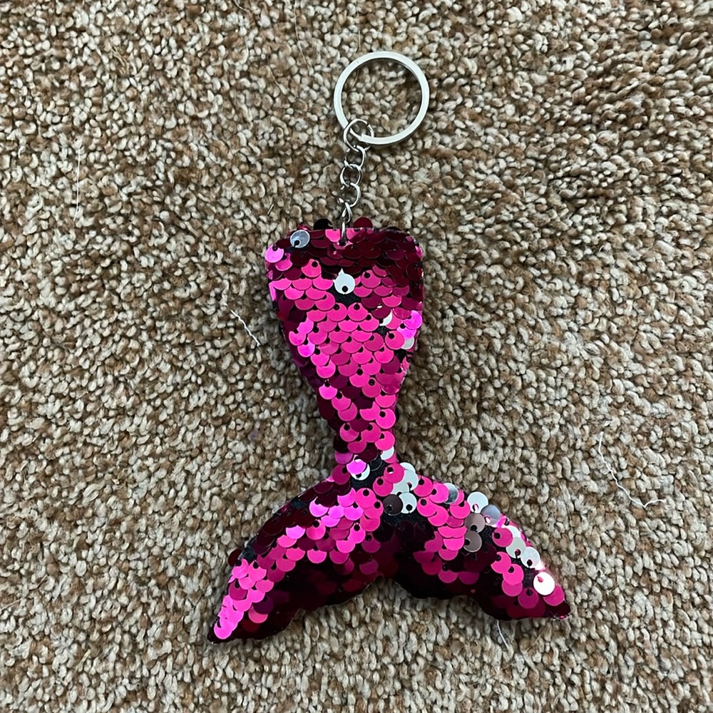 Reversible sequin mermaid tail, pink/silver backpack clip/keychain